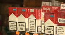 El TC admet el recurs de Liberals i PS contra la regulació dels preus mínims pel tabac