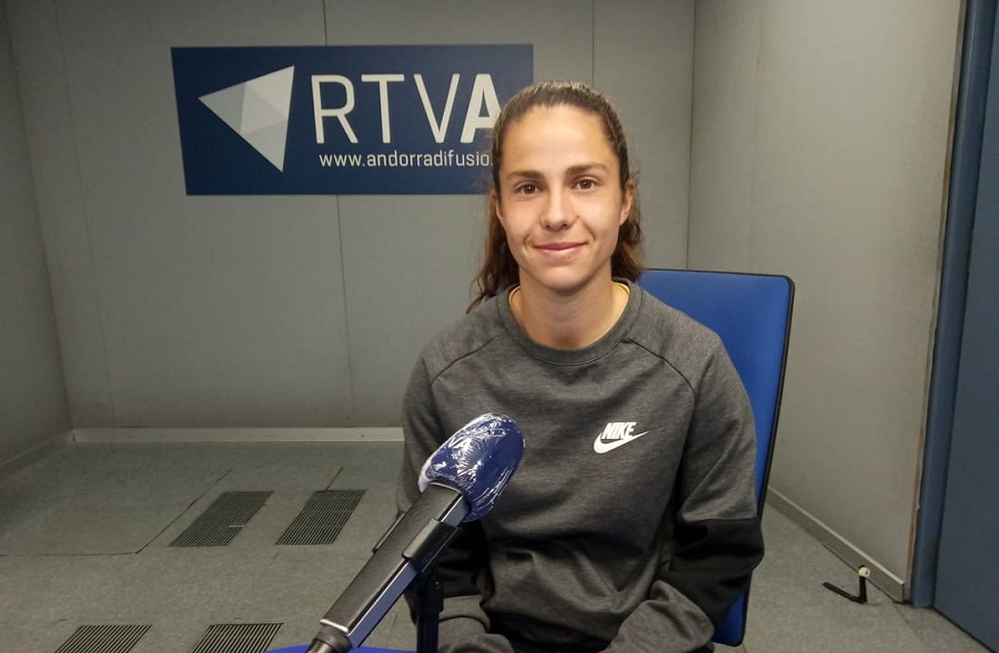Tere Morató, jugadora del Vila-real: "He tingut la sort d'ajudar l'equip amb gols"