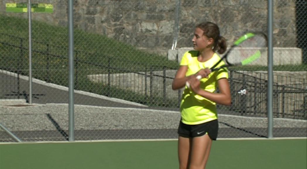 En tenis, Vicky Jiménez ha estat subcampiona del Yellow Ba