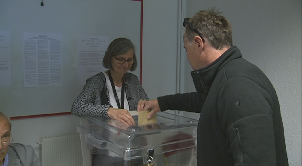 2.400 residents francesos podran votar en la repetició de les eleccions legislatives