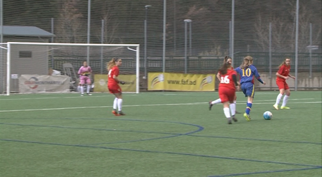 En futbol femení, l'ENFAF Crèdit Andorrà