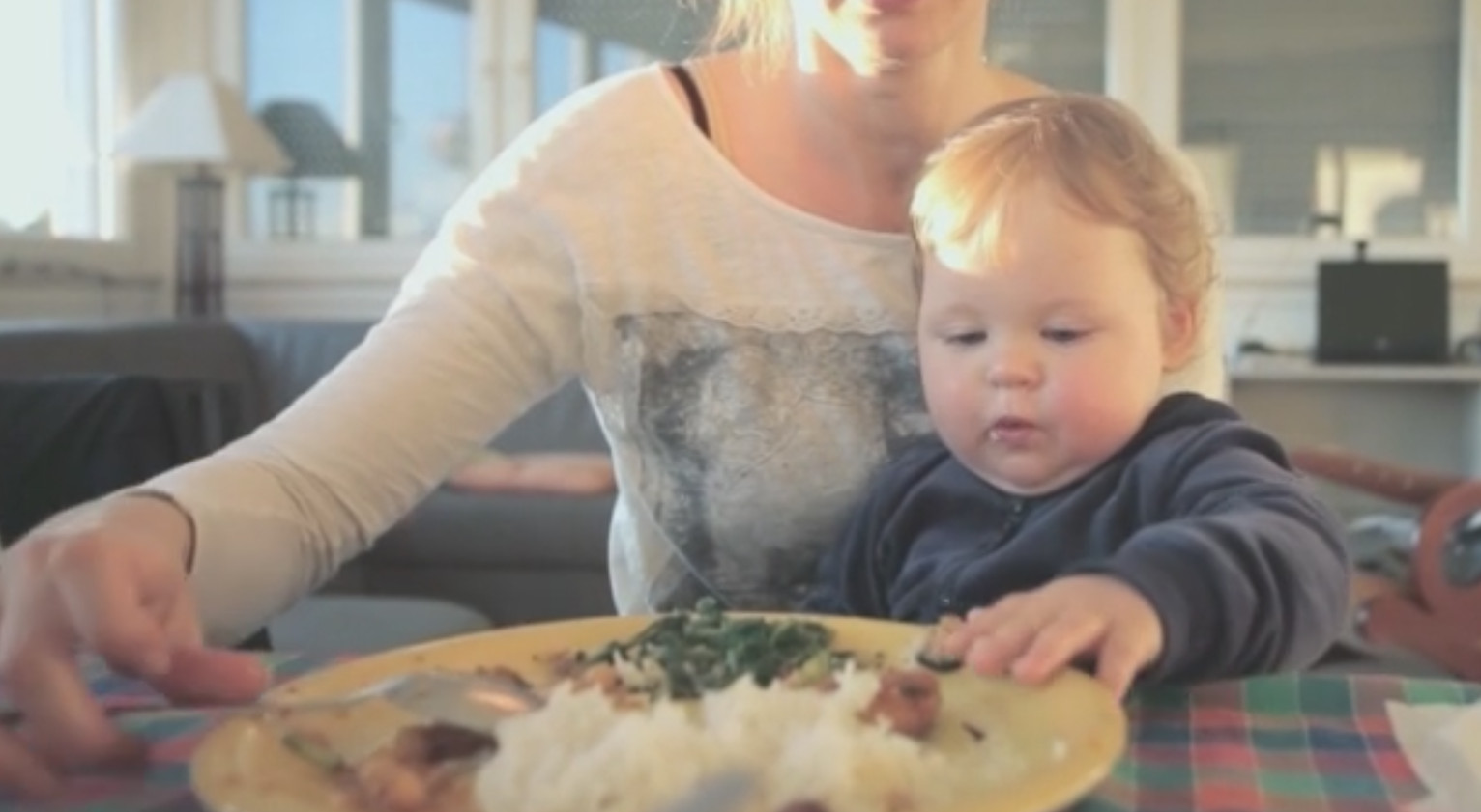 A la vostra salut - Els nadons: introducció als aliments sòlids
