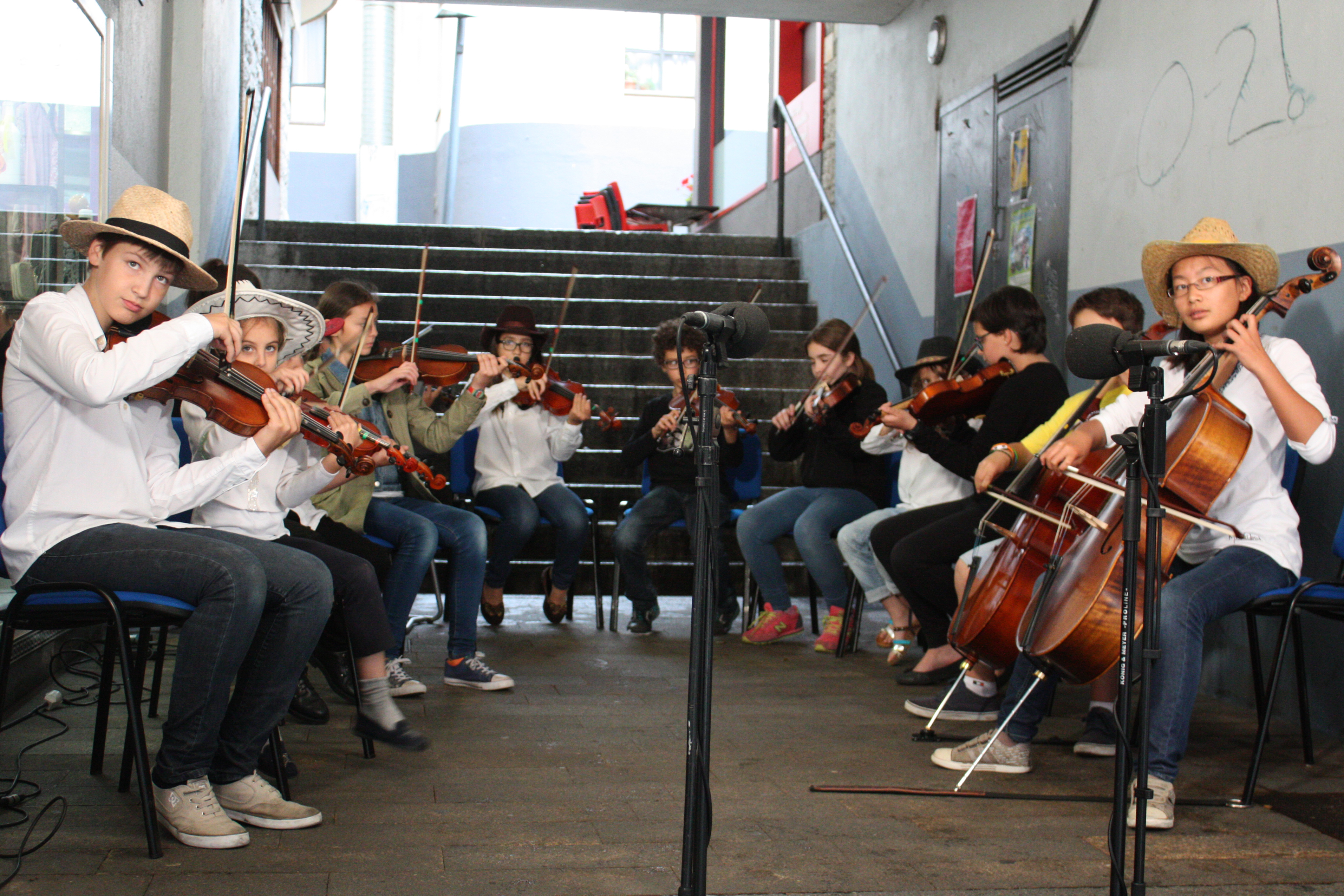 Institut de Música - Petits músics a ritme de folk